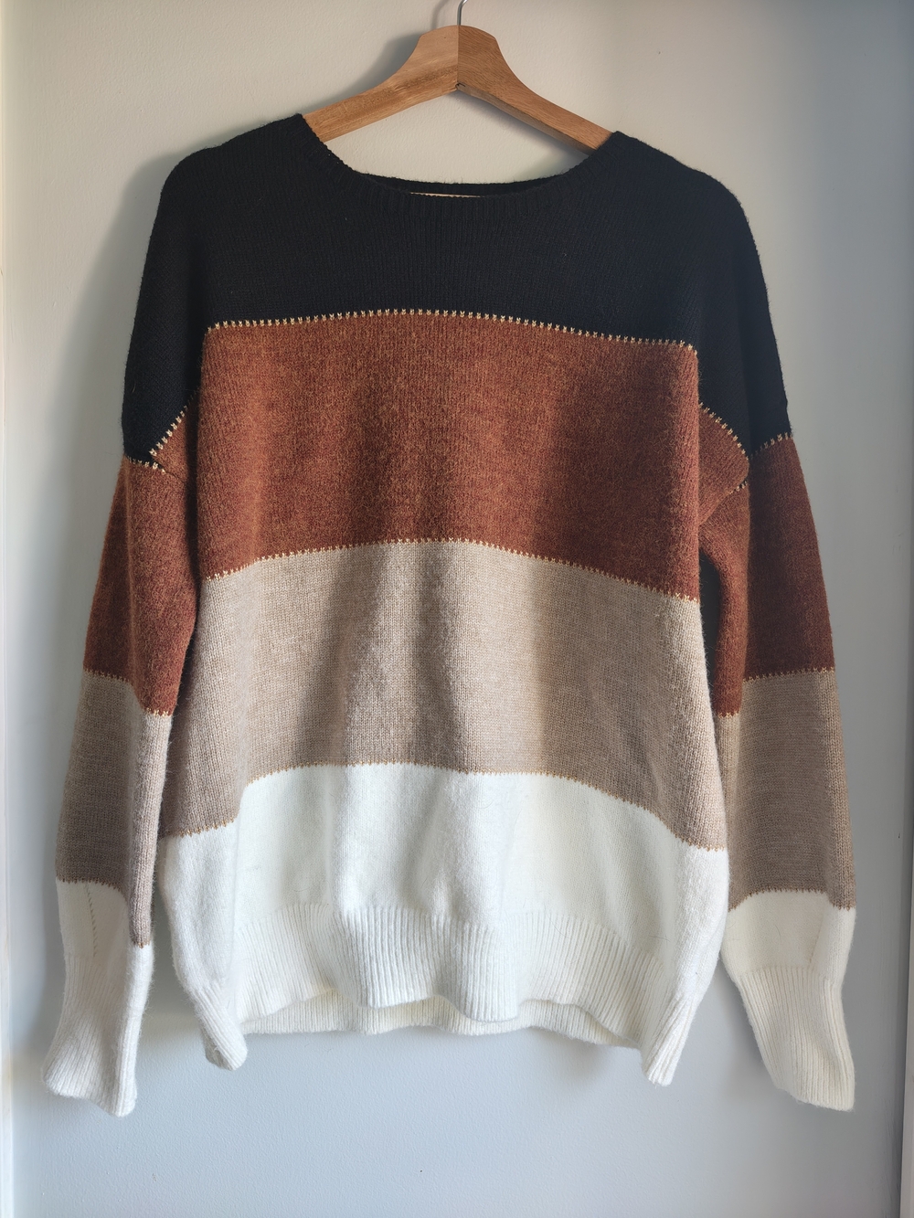 Women's Colorblock Crew Neck Sweater - Black, Rust, Taupe & White Size L